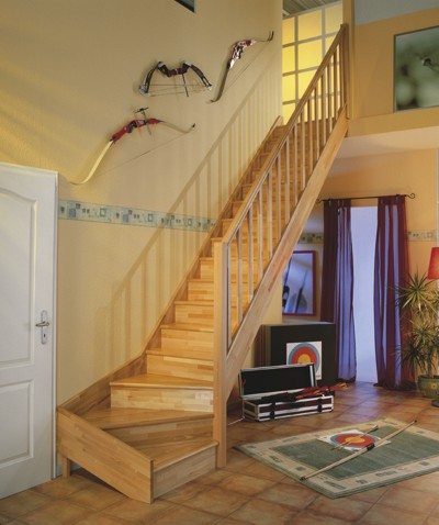 rechtsgewendelte Treppe